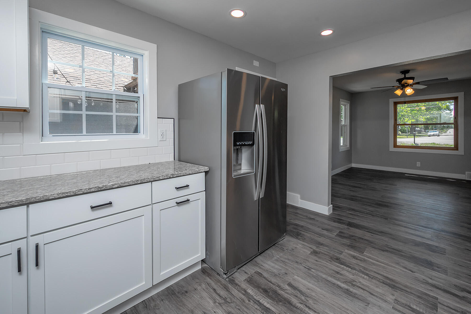 7920 West Puetz Road Franklin, WI 53132 - Photo 15 of 44 Kitchen