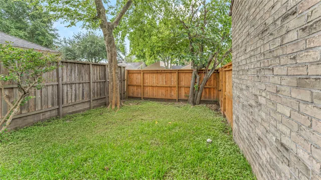 $2,200 | 10919 Paulwood Drive, Houston, TX 77071