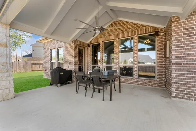 $625,000 | 148 Kit Fox Court, Montgomery, TX 77316