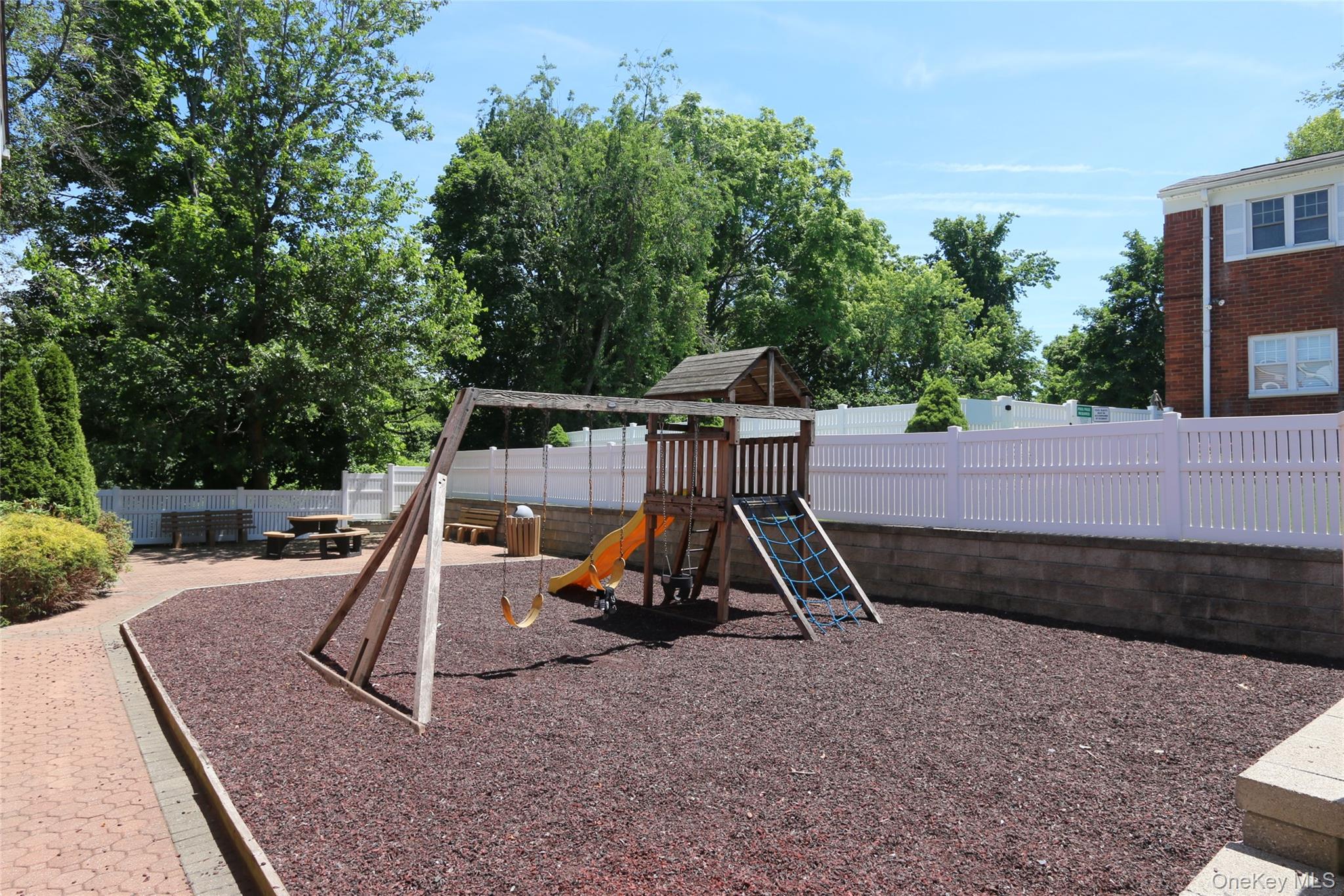 1879 Crompond Road, Unit E4 Peekskill, NY 10566 - Photo 15 of 17