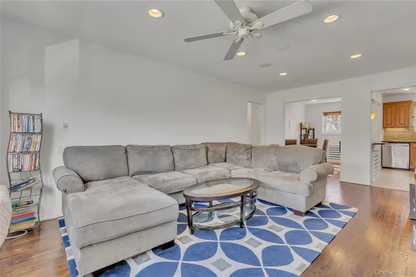 $210,000 | 1879 Crompond Road, Unit E4, Peekskill, NY 10566