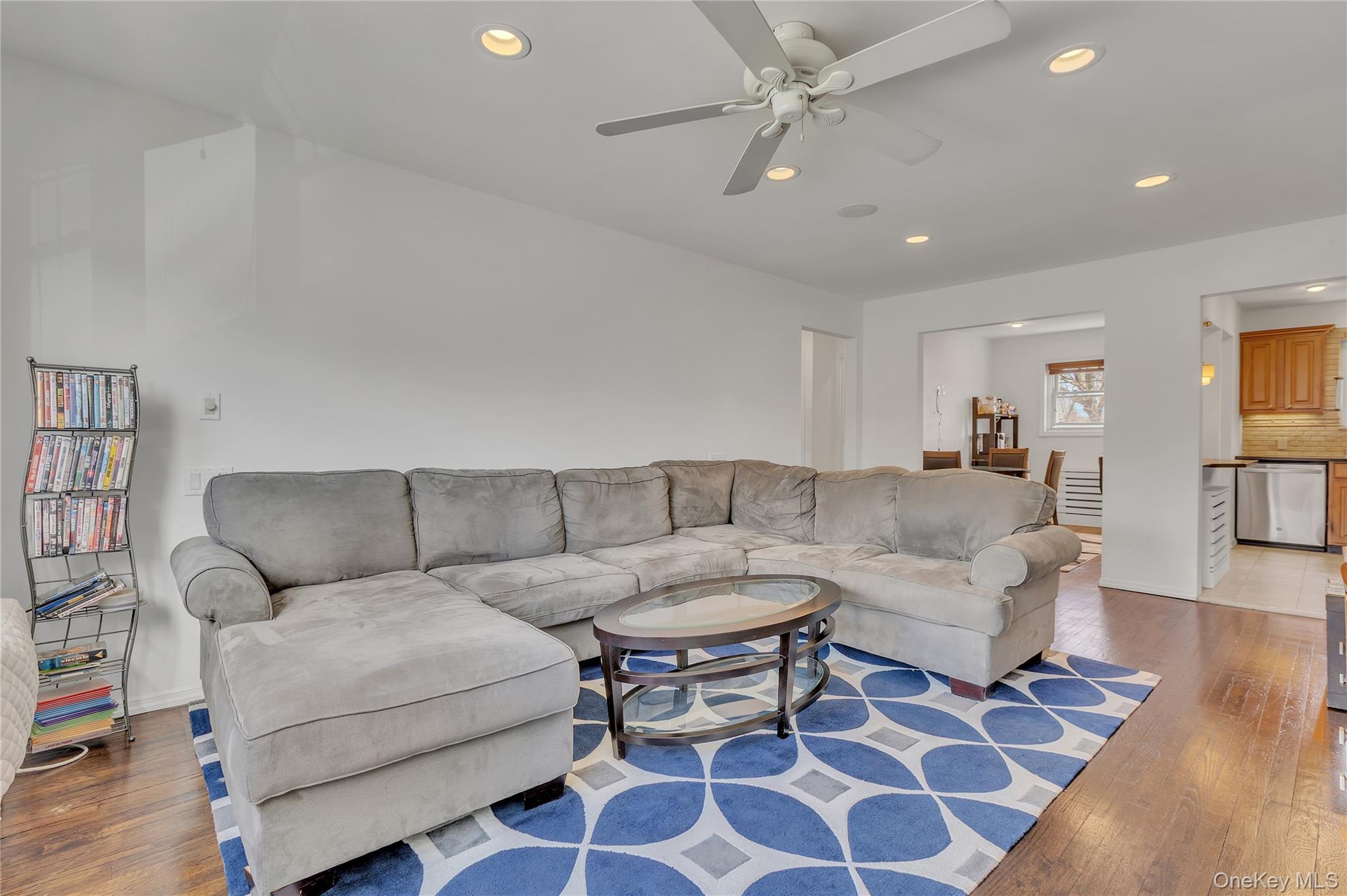 1879 Crompond Road, Unit E4 Peekskill, NY 10566 - Photo 4 of 17