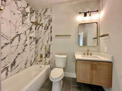 $2,000 | 2444 Carmel Street, Unit A, Houston, TX 77091