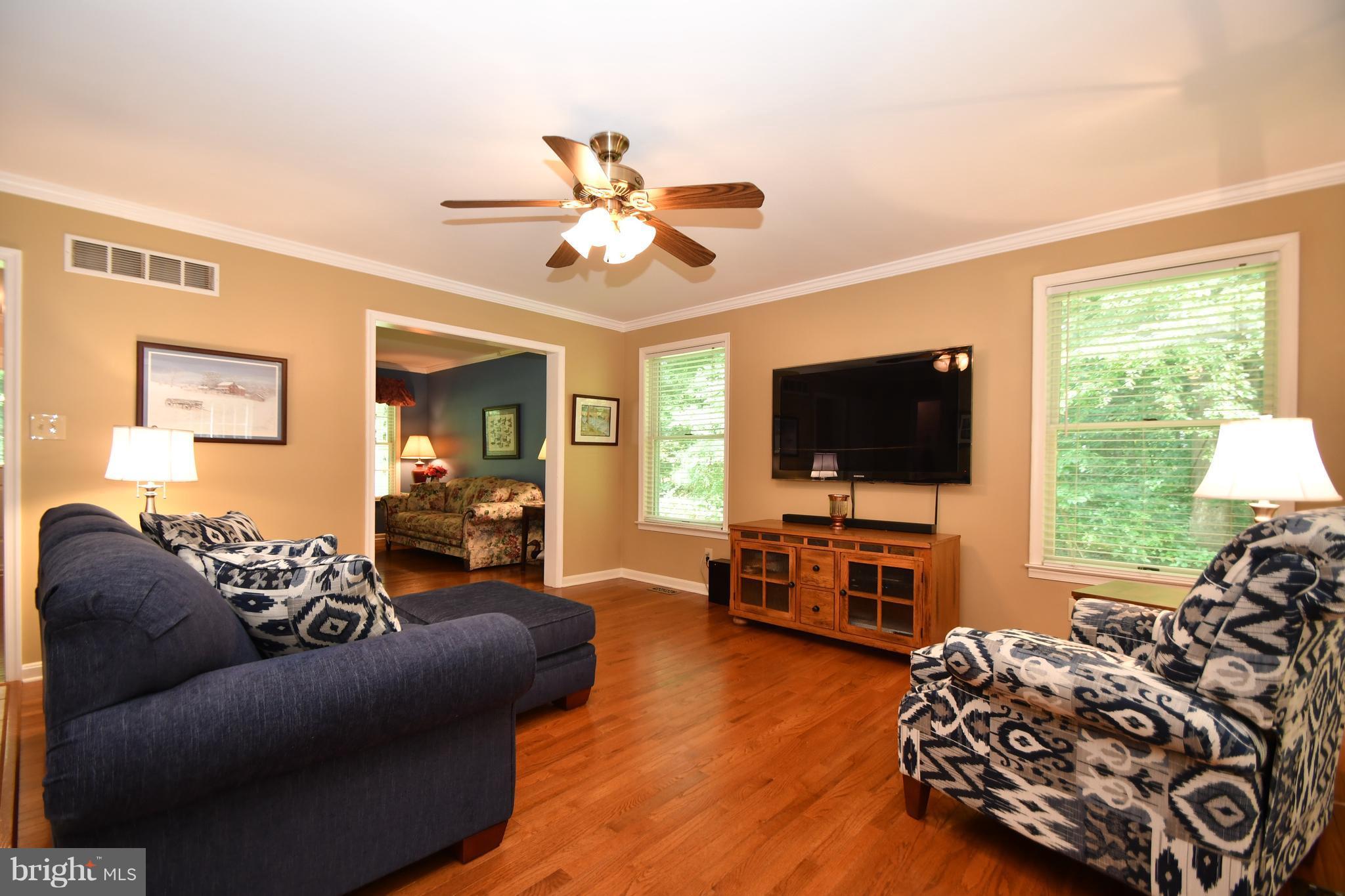 111 Holy Cross Road Street, MD 21154 - Photo 11 of 30 Family Room