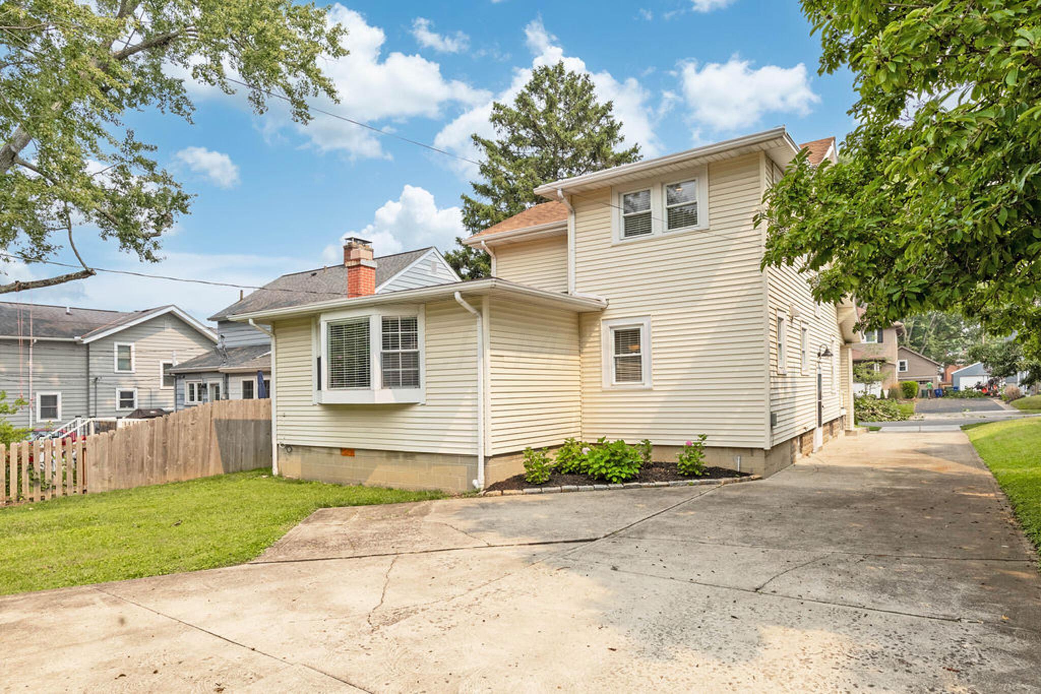 191 Blenheim Road Columbus, OH 43214 - Photo 19 of 23 Back Exterior