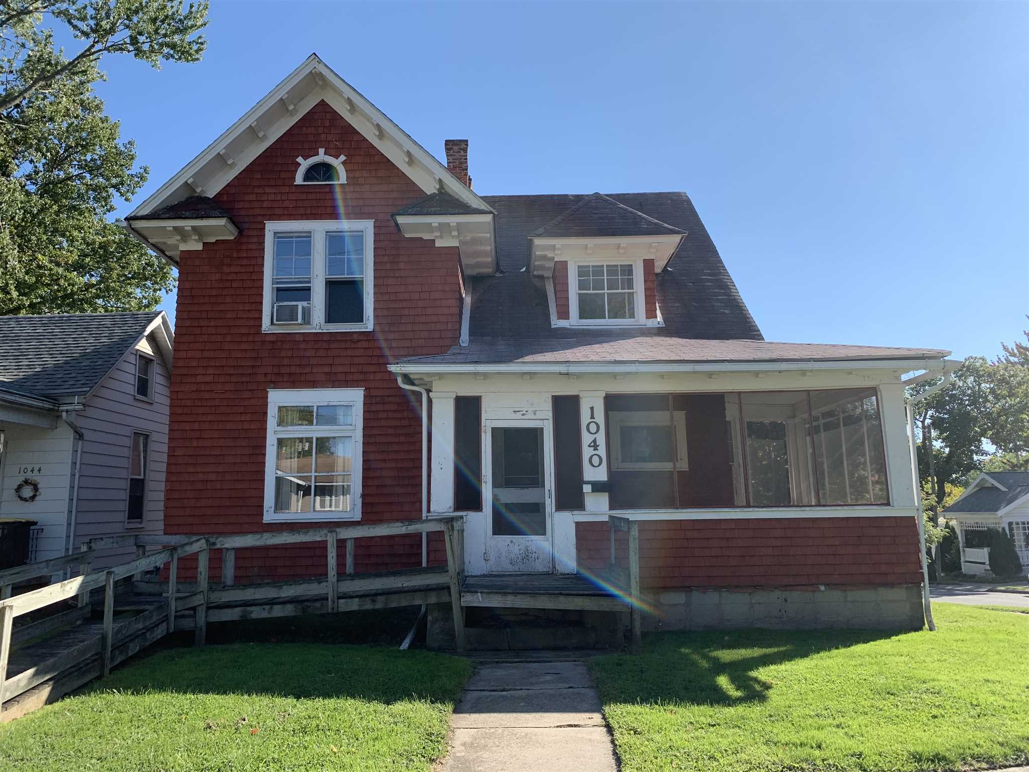 1040 Delaware Avenue Fort Wayne, IN 46805 - Photo 2 of 19