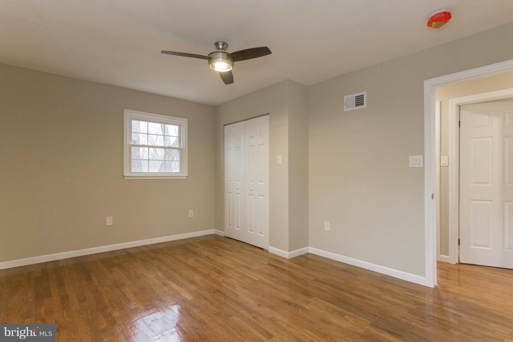 13405 Kingsman Road Woodbridge, VA 22193 - Photo 15 of 42 Gallery Image 15