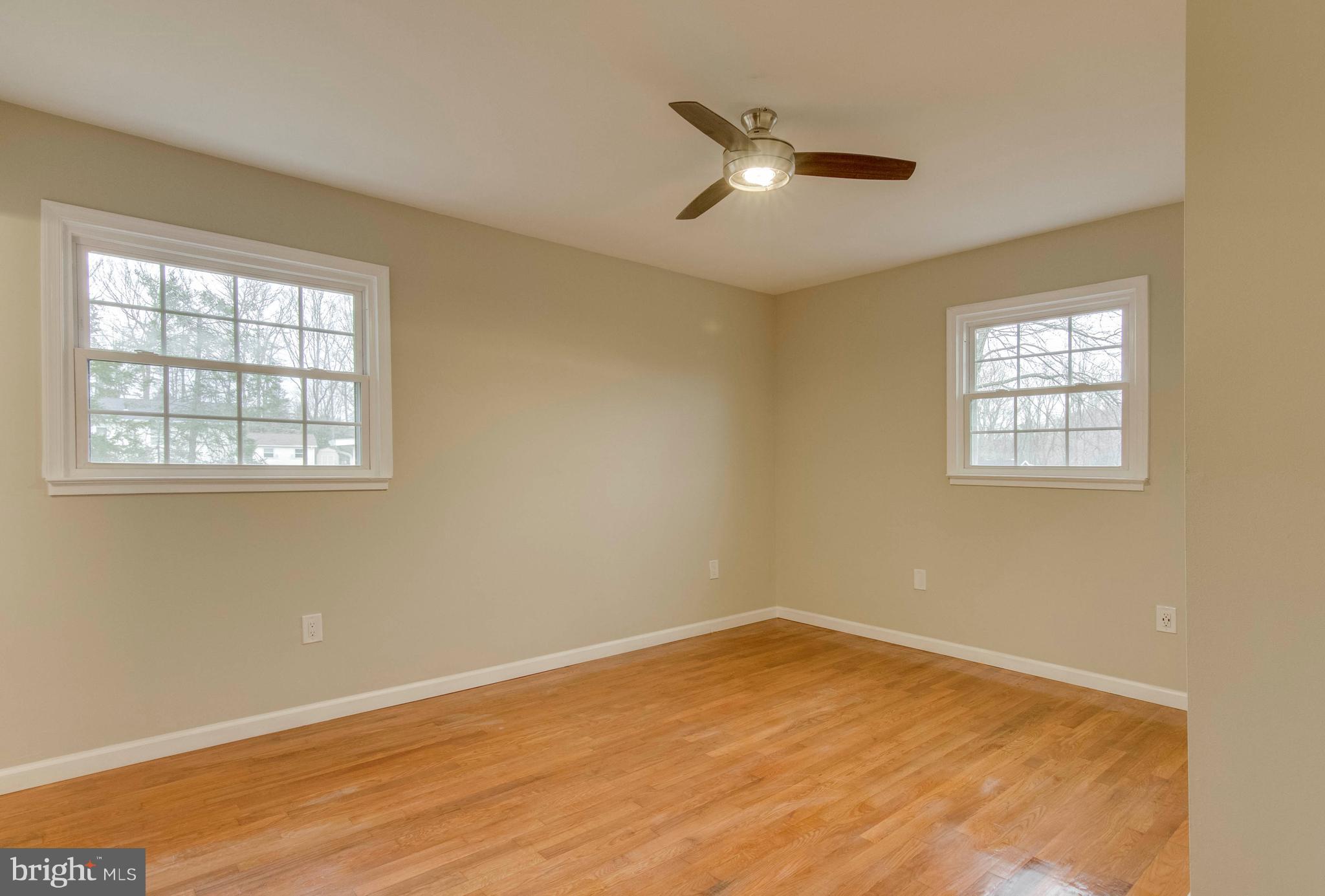 13405 Kingsman Road Woodbridge, VA 22193 - Photo 17 of 42 Master Bedroom