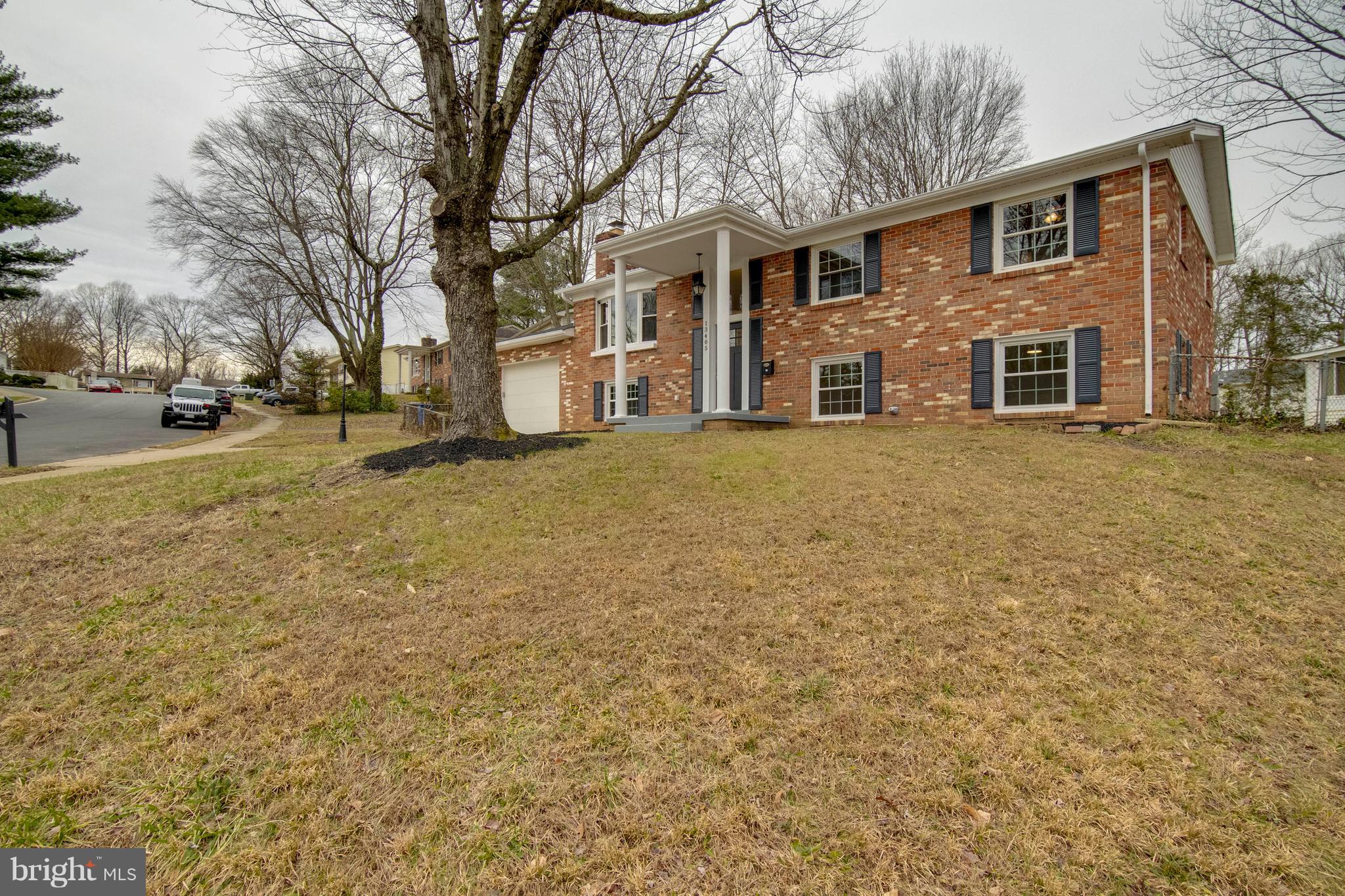 13405 Kingsman Road Woodbridge, VA 22193 - Photo 5 of 42 Front View