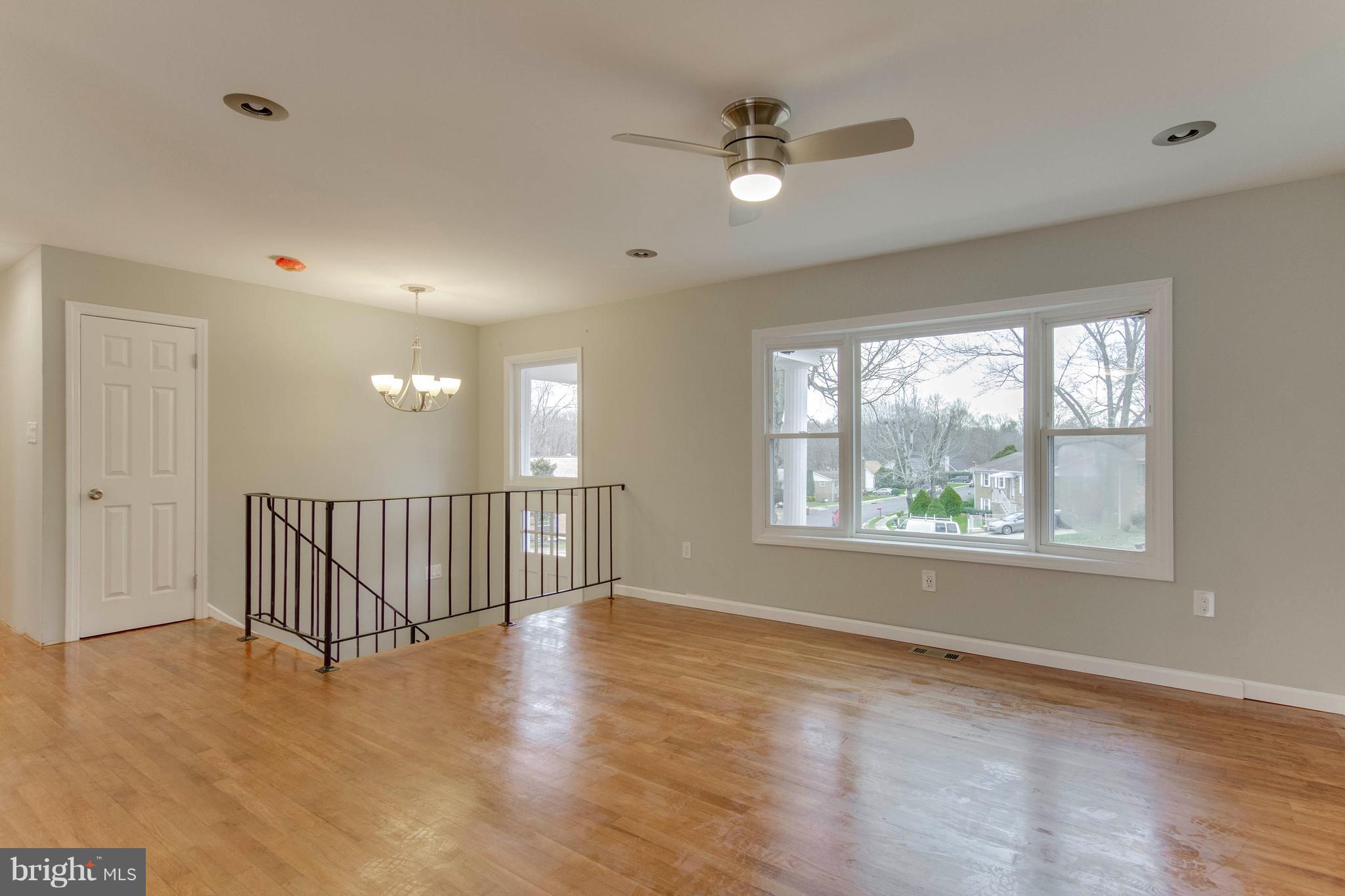 13405 Kingsman Road Woodbridge, VA 22193 - Photo 6 of 42 Living Room with Refinished Hardwood Floors