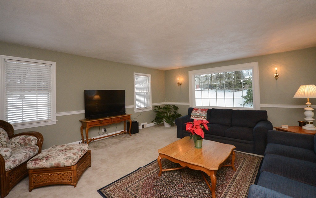 61 Ridge Road Marlborough, MA 01752 - Photo 11 of 29 Gallery Image 11