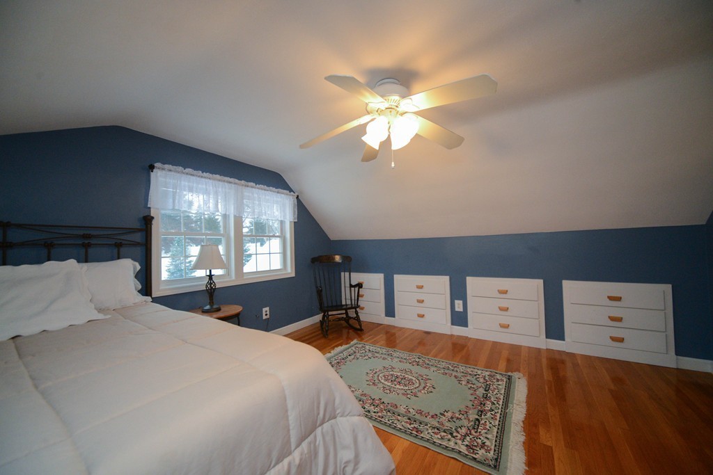 61 Ridge Road Marlborough, MA 01752 - Photo 20 of 29 Gallery Image 20