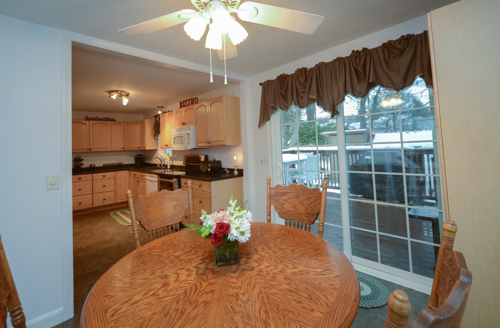 61 Ridge Road Marlborough, MA 01752 - Photo 8 of 29 Gallery Image 8