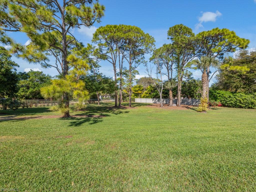 506 Ridge Drive Naples, FL 34108 - Photo 32 of 32 View of yard