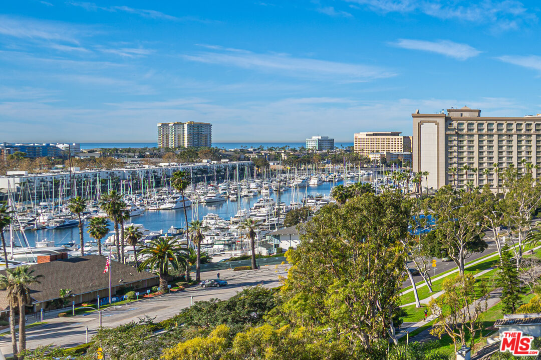 13700 Marina Pointe Drive, Unit 1007 Marina del Rey, CA 90292 - Photo 5 of 53 a view of city