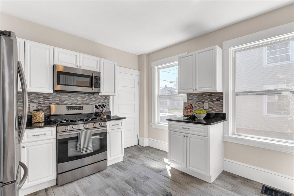 7 Prospect Street Saugus, MA 01906 - Photo 13 of 29
