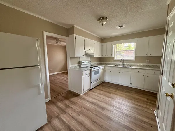 $1,525 | 336 Deerwood Court, Augusta, GA 30907