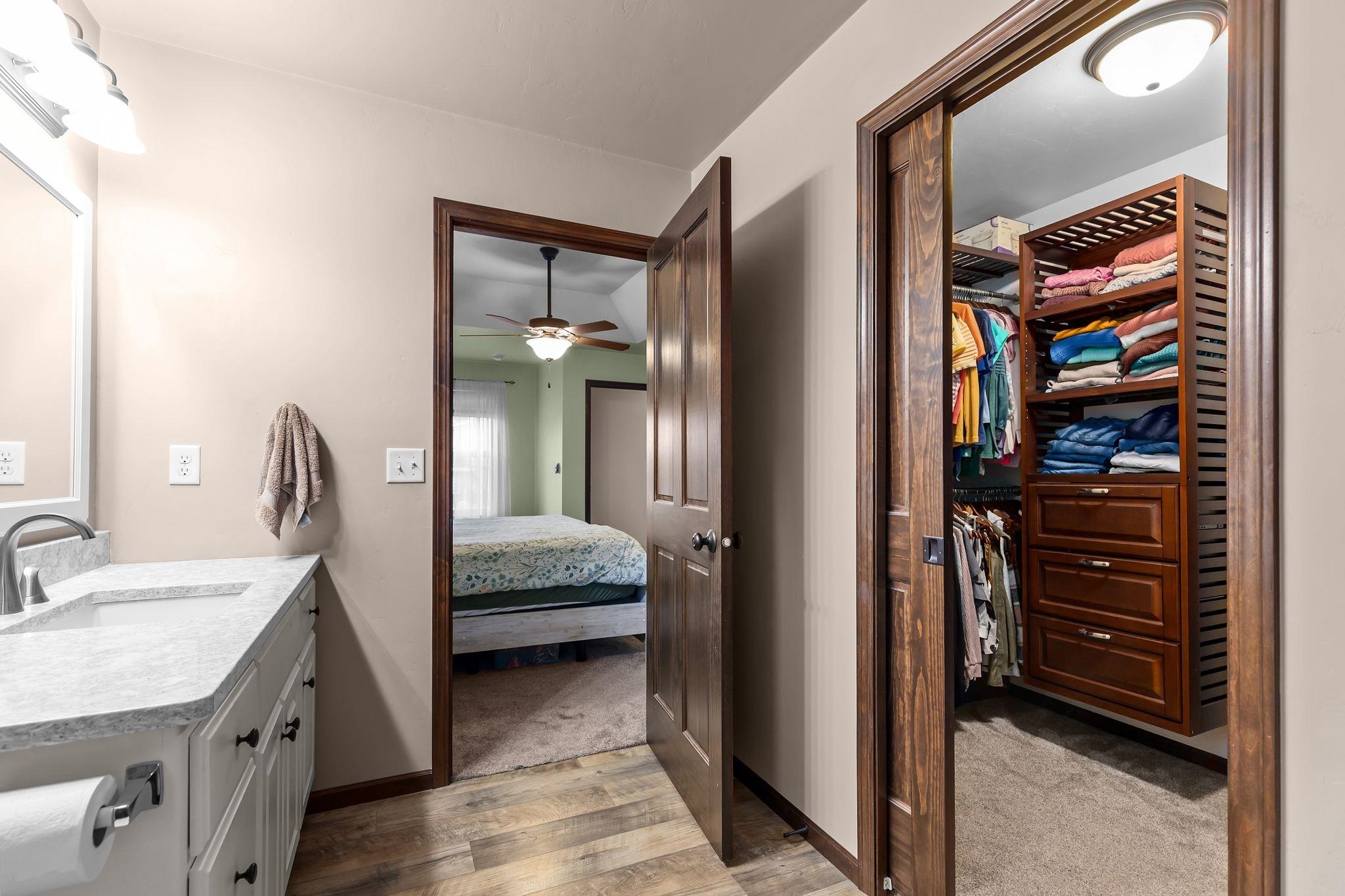 3434 Tulip Trail Appleton, WI 54913 - Photo 16 of 54