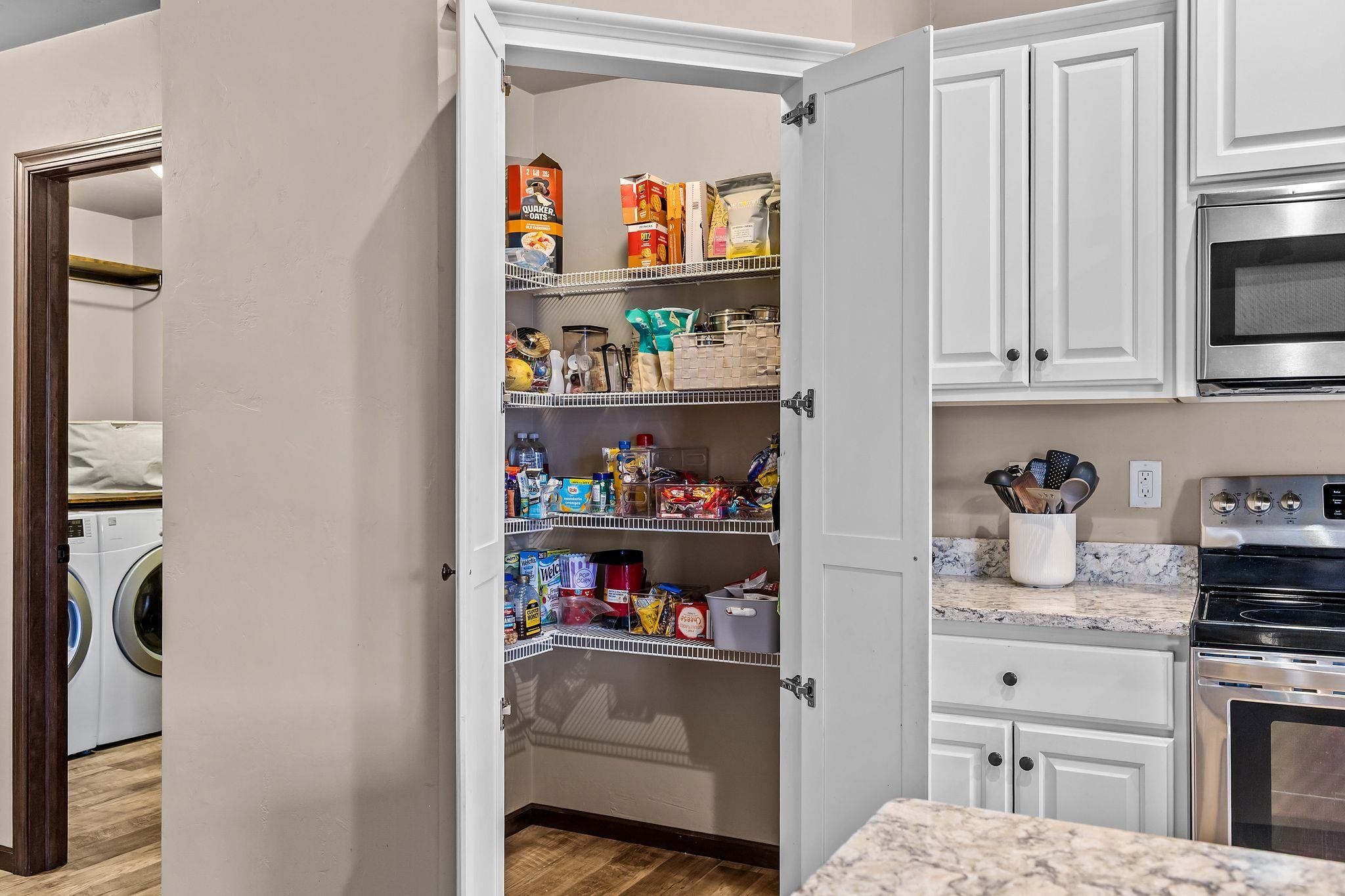 3434 Tulip Trail Appleton, WI 54913 - Photo 7 of 54