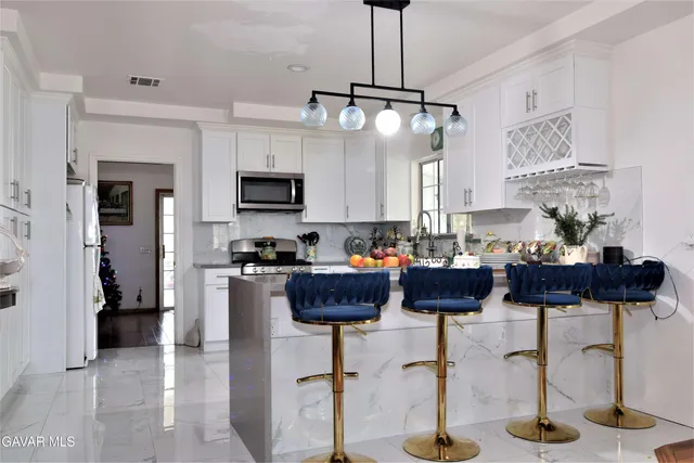 $1,200,000 | 3848 Avenue T4 E Palmdale Ca East, Palmdale, CA 93550