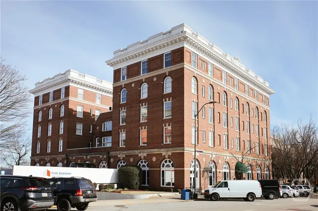 $775,000 | 247 East Washington Street, Unit 302, Athens, GA 30601