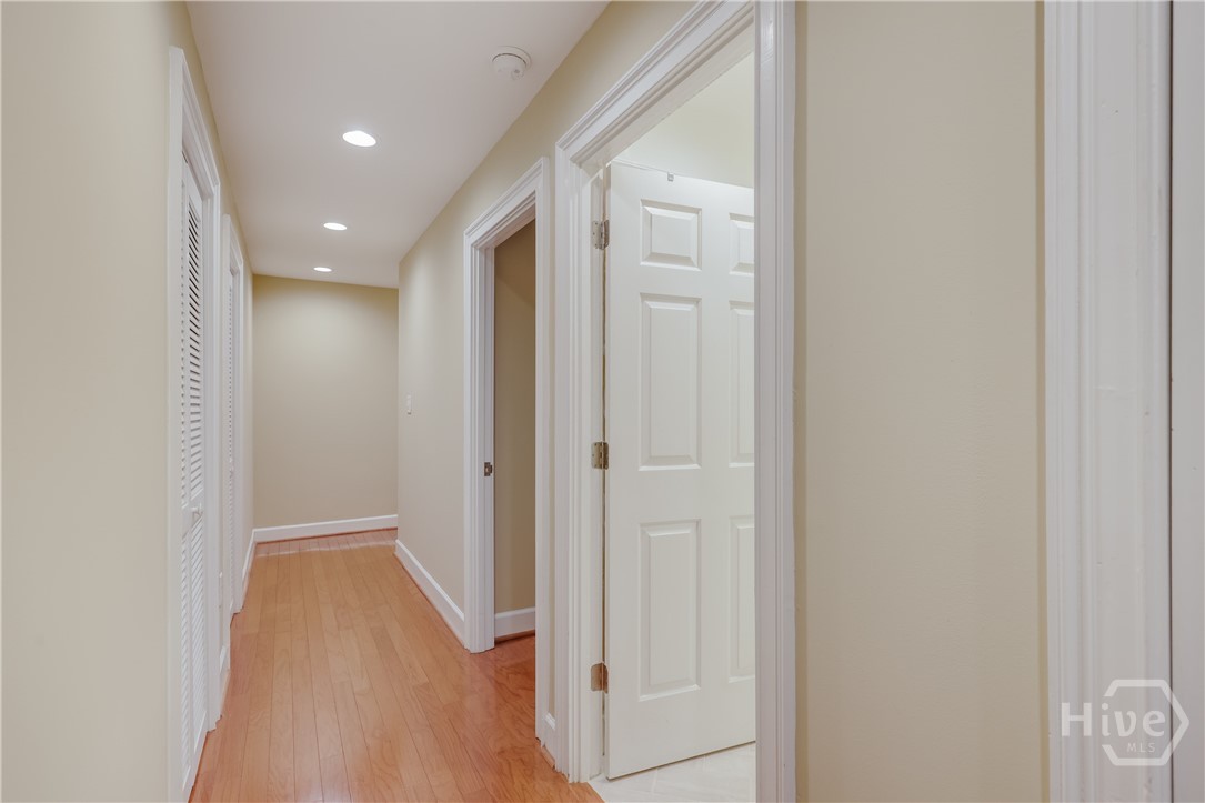 247 East Washington Street, Unit 302 Athens, GA 30601 - Photo 22 of 34