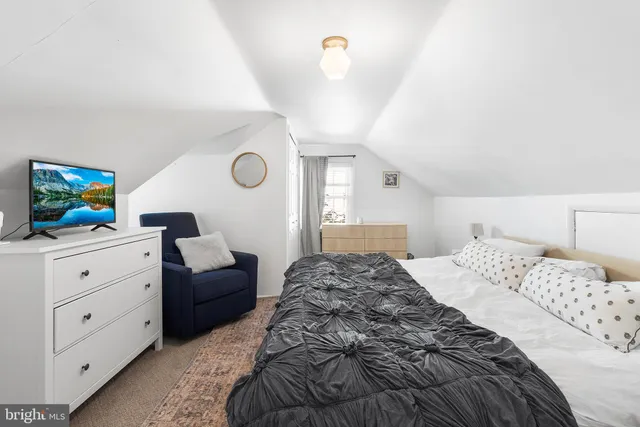 $529,000 | 541 Woodside Avenue, Berwyn, PA 19312