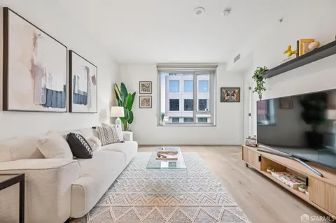 $1,029,000 | 1000 3rd Street, Unit 720, San Francisco, CA 94158