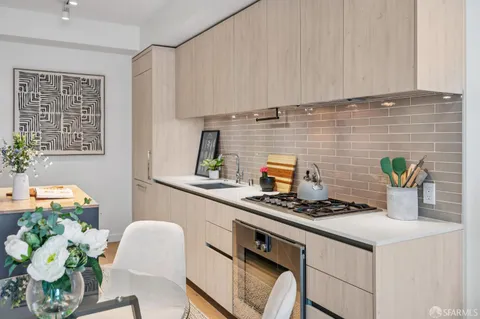 $1,029,000 | 1000 3rd Street, Unit 720, San Francisco, CA 94158