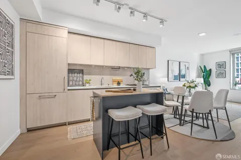 $1,029,000 | 1000 3rd Street, Unit 720, San Francisco, CA 94158