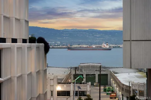 $1,029,000 | 1000 3rd Street, Unit 720, San Francisco, CA 94158
