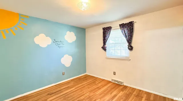 $240,000 | 7103 North Manning Drive, Peoria, IL 61614