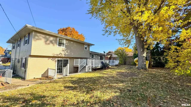 $240,000 | 7103 North Manning Drive, Peoria, IL 61614