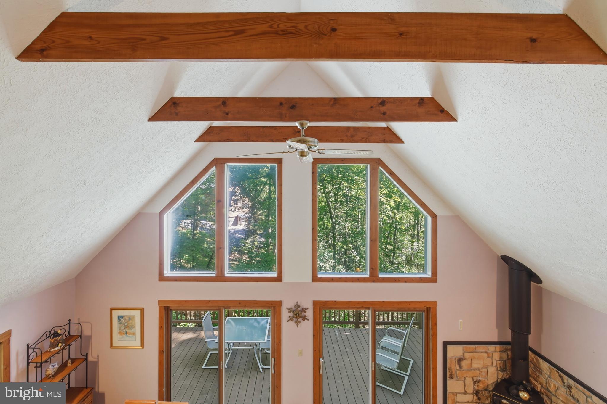 309 Locust Lane Mount Jackson, VA 22842 - Photo 24 of 57 Main Level - Plenty of light!
