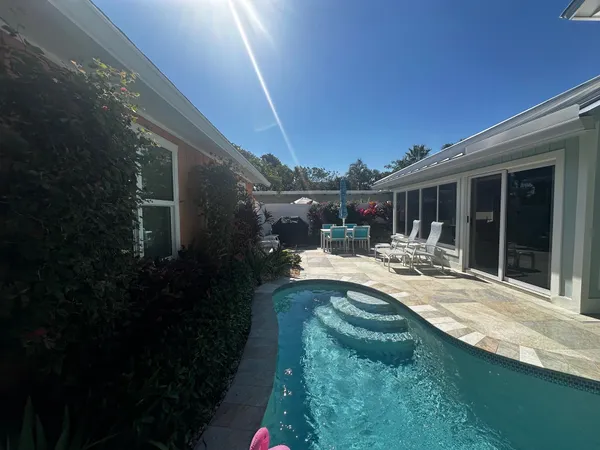 $4,950 | 323 Northeast 7th Avenue, Unit B, Delray Beach, FL 33483