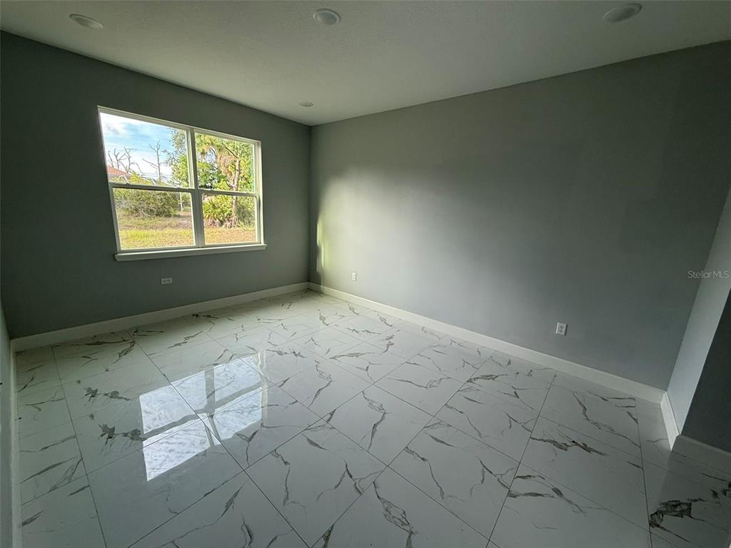512 Sunset Road North Rotonda West, FL 33947 - Photo 9 of 16