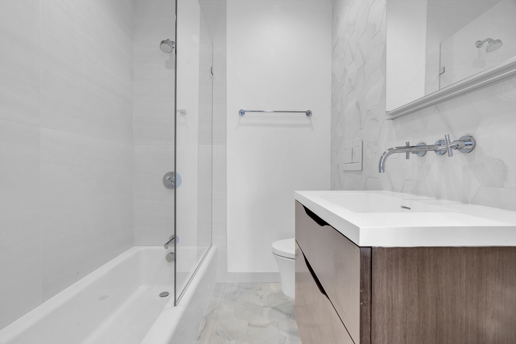 23 Haynes Street Boston, MA 02128 - Photo 6 of 12
