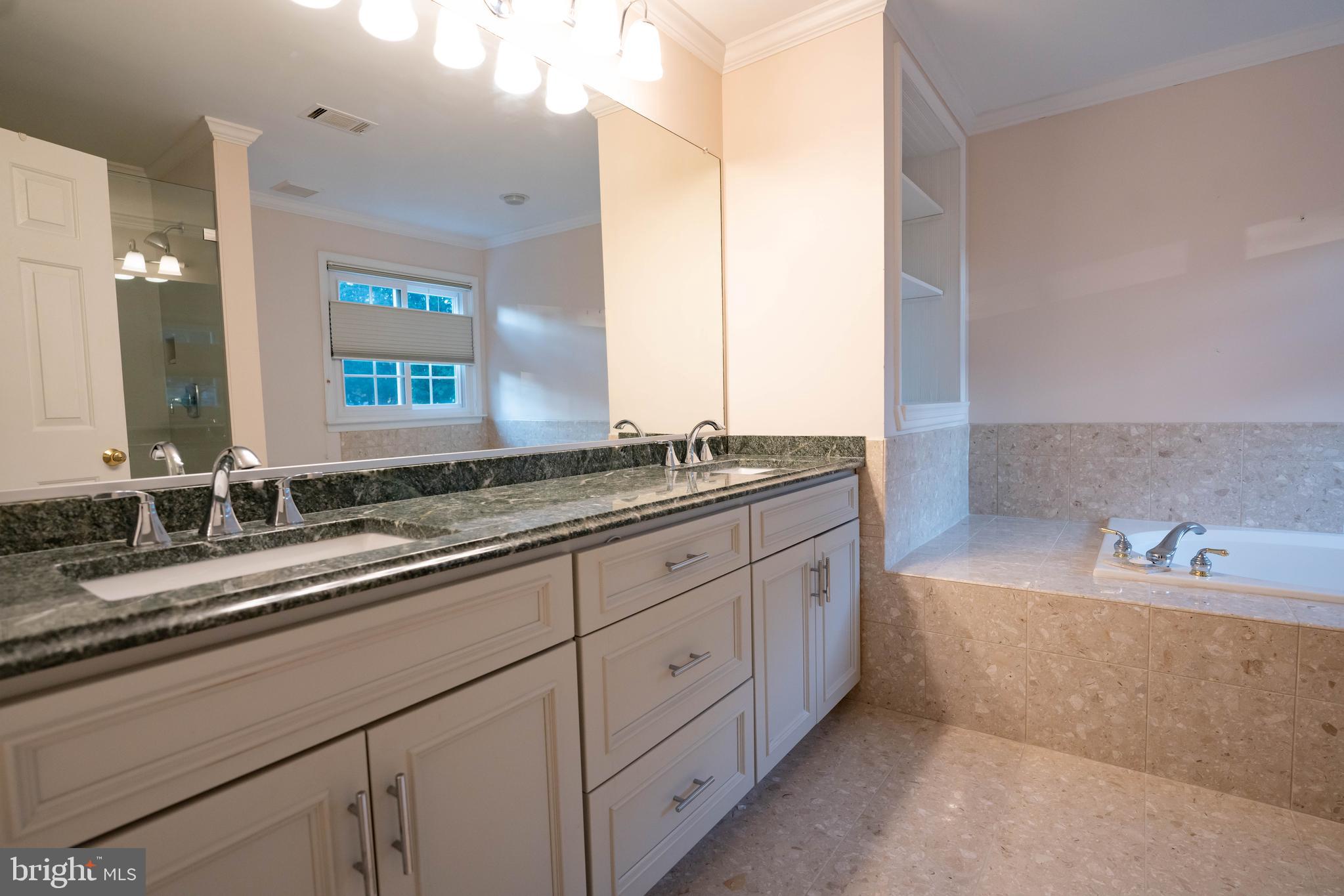 115 Troon Circle Mount Airy, MD 21771 - Photo 12 of 40 Primary ensuite w dbl sinks