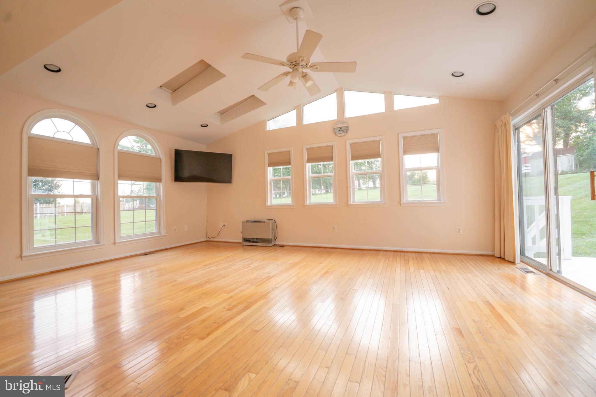 115 Troon Circle Mount Airy, MD 21771 - Photo 4 of 40 open space flooded with natural light