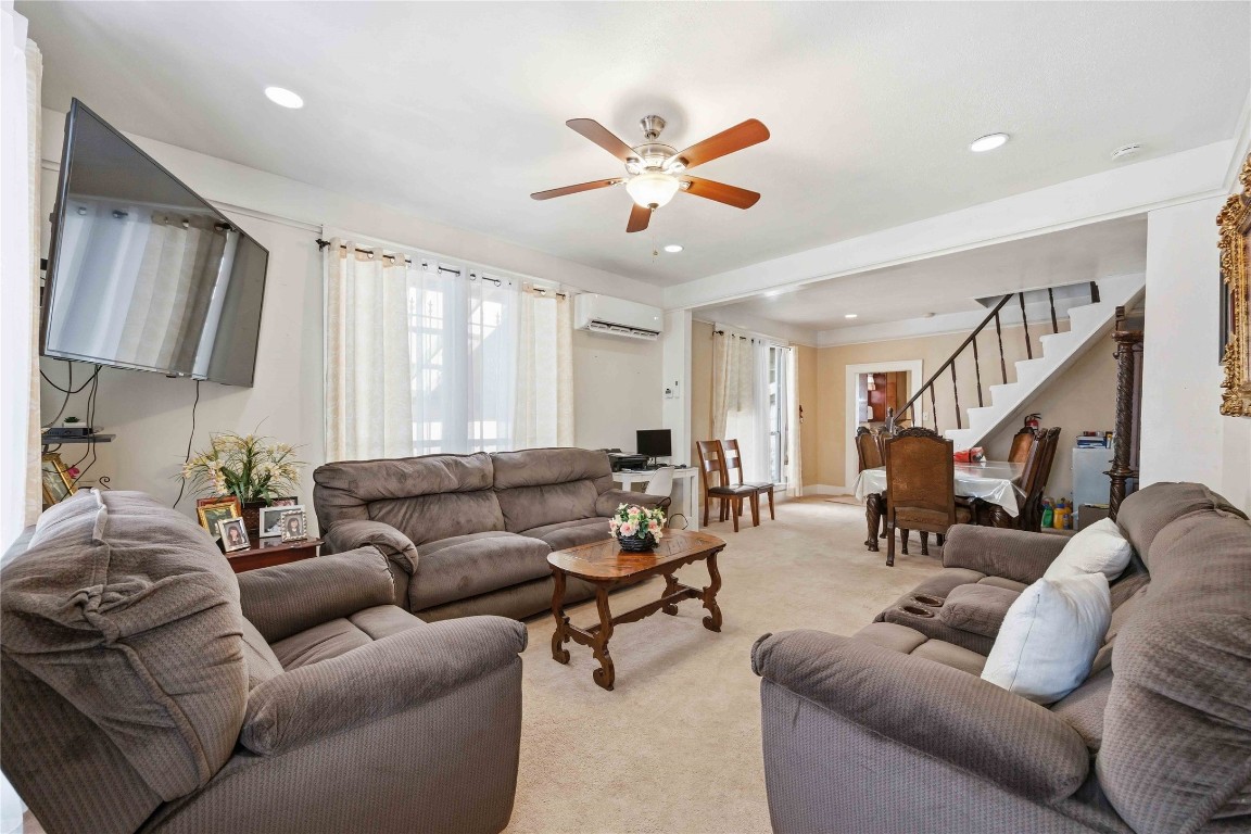 1409 Morris Street Houston, TX 77009 - Photo 7 of 26