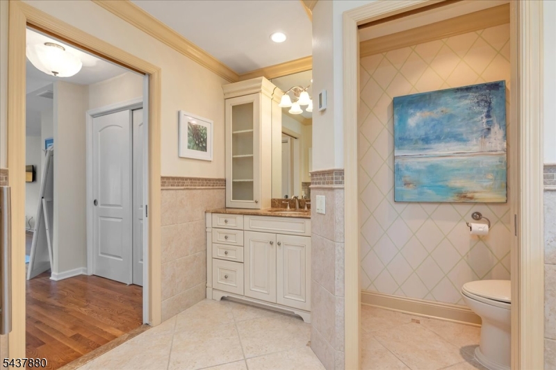 6 Barnstable Road Berkeley Heights, NJ 07922 - Photo 26 of 48