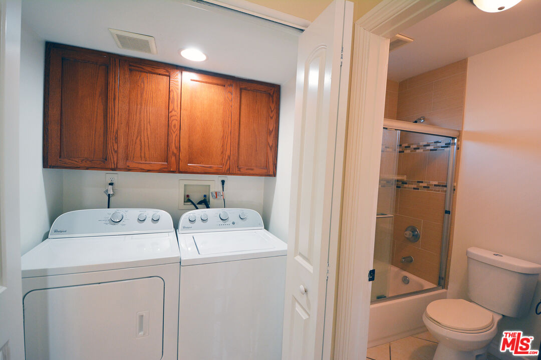 1432 1/2 Ricardo Street Los Angeles, CA 90033 - Photo 19 of 21 a view of bathroom with a sink and toilet
