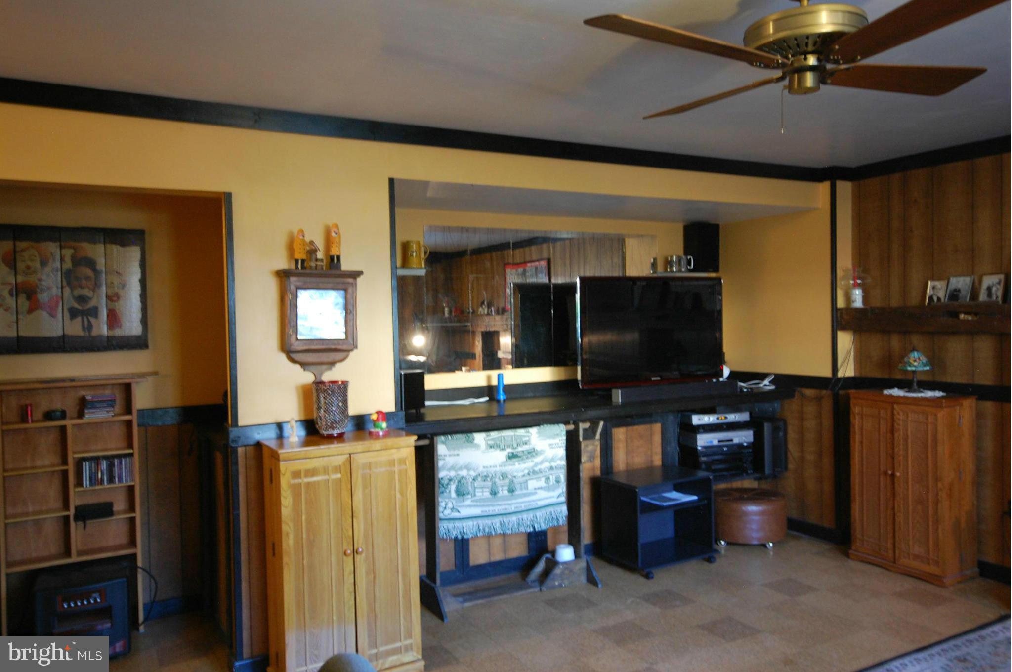 3617 Colony Road Fairfax, VA 22030 - Photo 18 of 30 Family Room