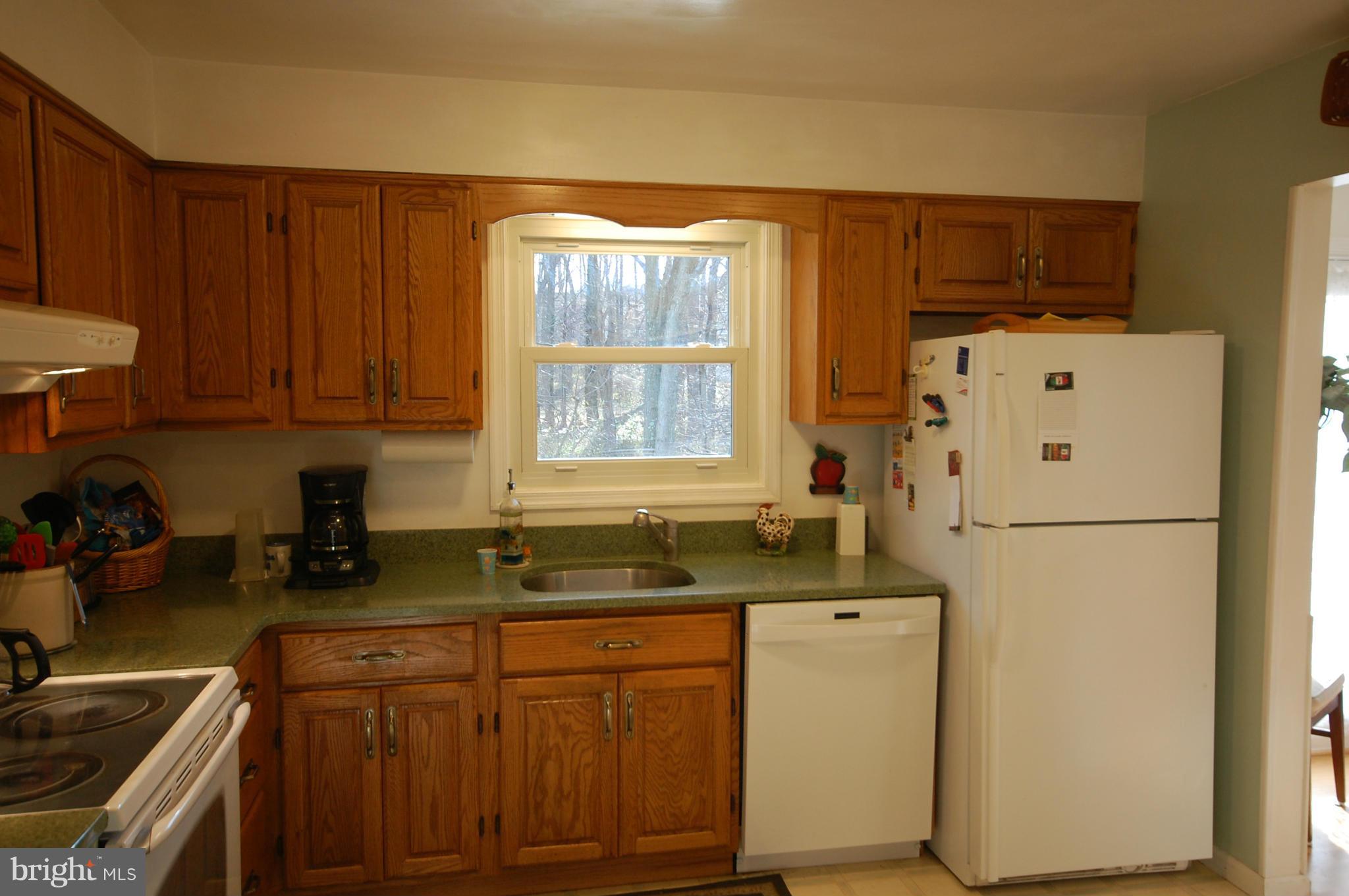 3617 Colony Road Fairfax, VA 22030 - Photo 10 of 30 Kitchen