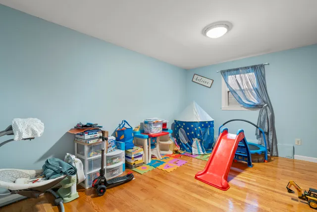 $410,000 | 523 Chamberlain Hill Road, Haddam, CT 06441