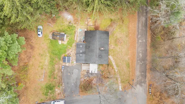 $410,000 | 523 Chamberlain Hill Road, Haddam, CT 06441