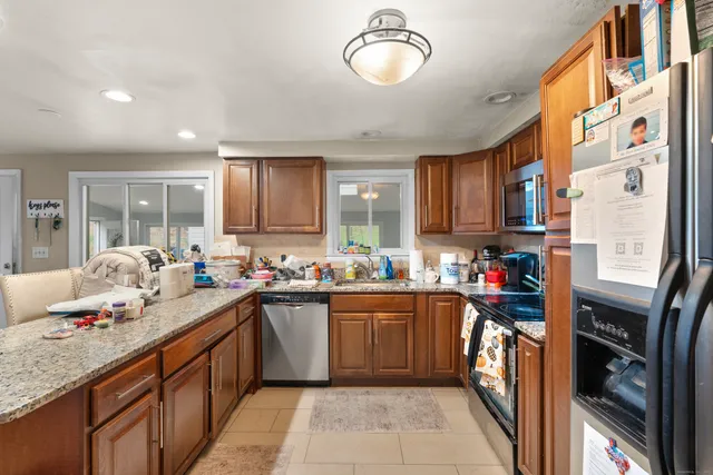 $410,000 | 523 Chamberlain Hill Road, Haddam, CT 06441