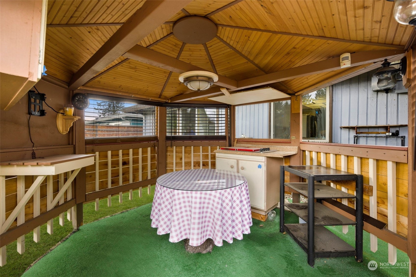 10705 Southeast 236th Place Kent, WA 98031 - Photo 34 of 36 a front view of a house with garden