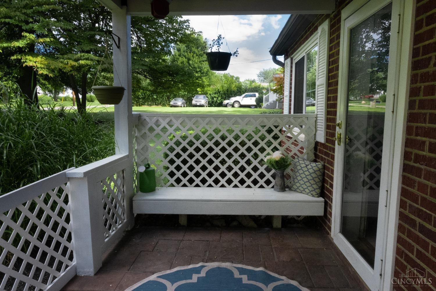 3826 Bennett Road Cincinnati, OH 45245 - Photo 3 of 17 Gallery Image 3