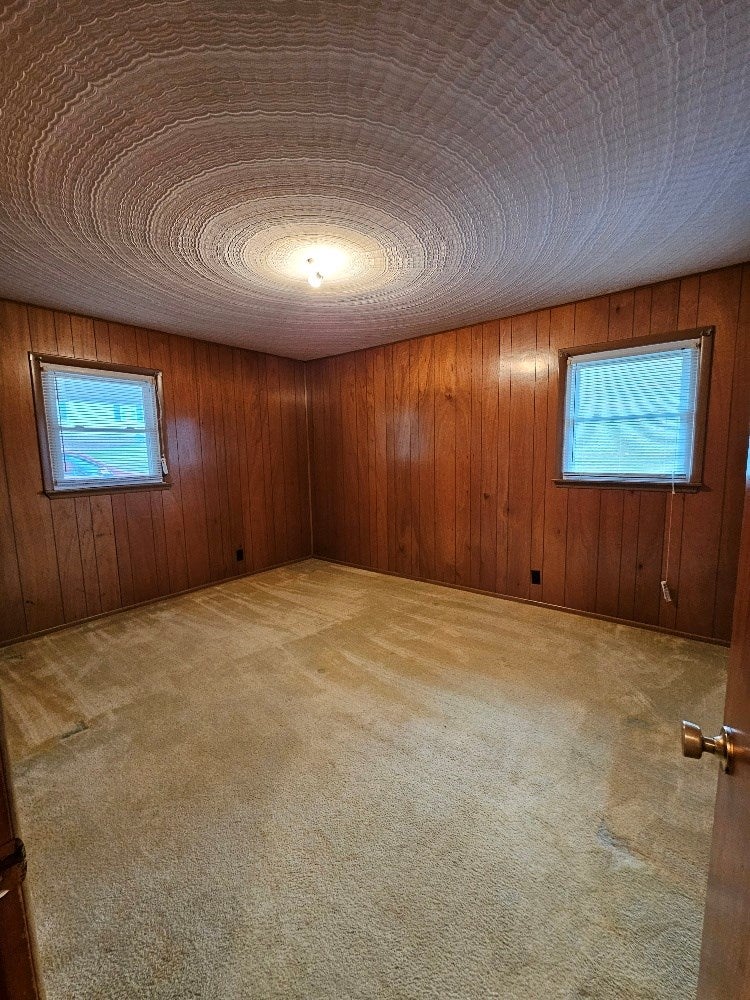 193 Valley Road Saltville, VA 24370 - Photo 5 of 9 Gallery Image 5